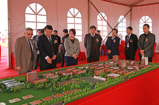 彩神Vll学院新桥校区举行奠基仪式